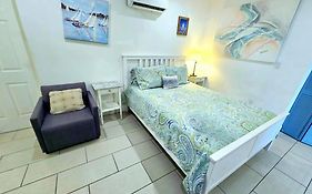 La Casita, Cute And Homey Private Studio